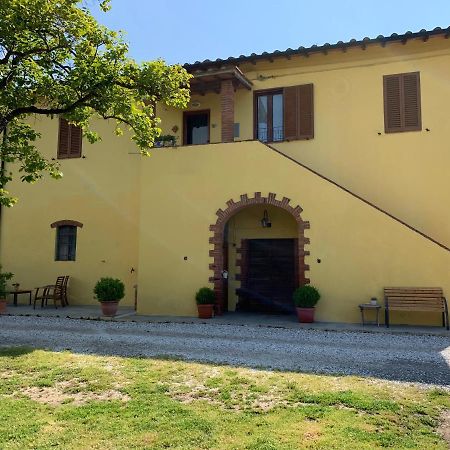 La Nana Gialla Riotorto Exterior foto