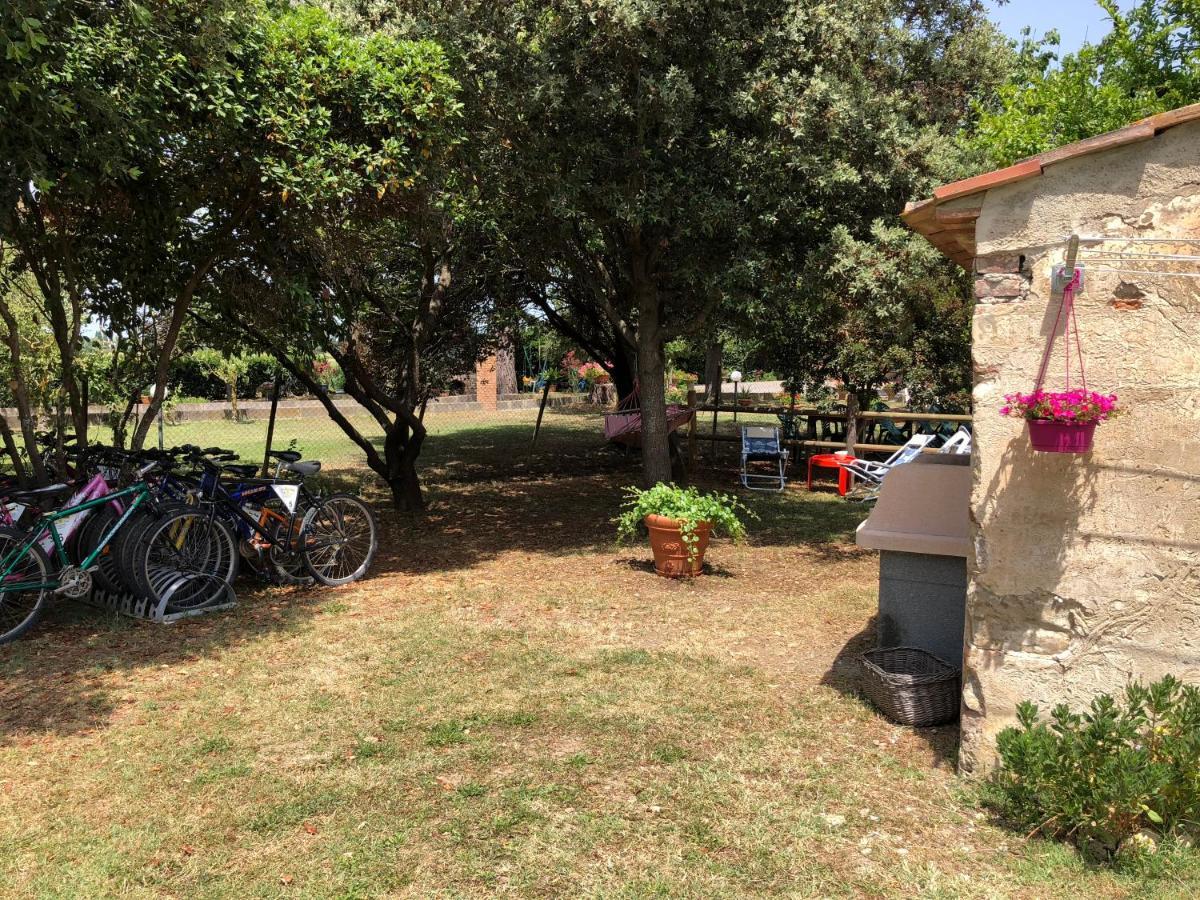 La Nana Gialla Riotorto Exterior foto